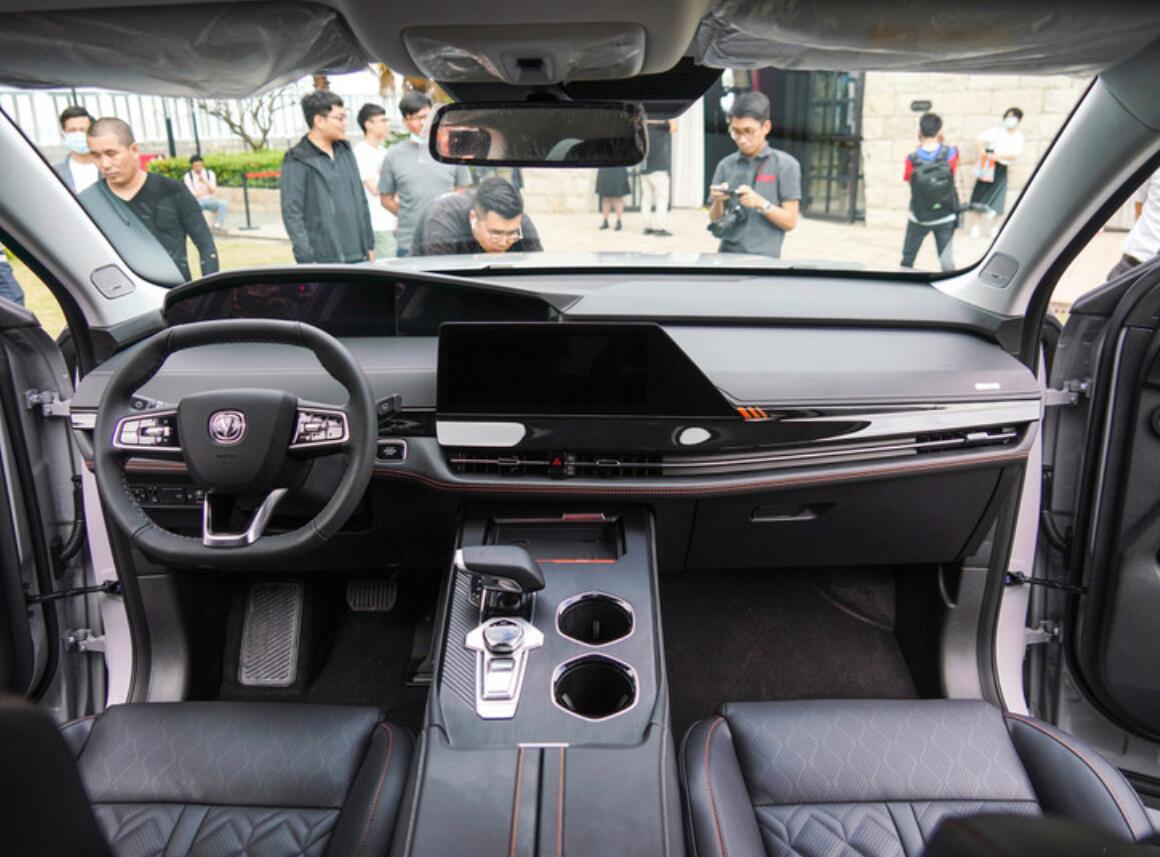 长安uni-k免费保养几次,长安uni-k油电混动车维修率高不高