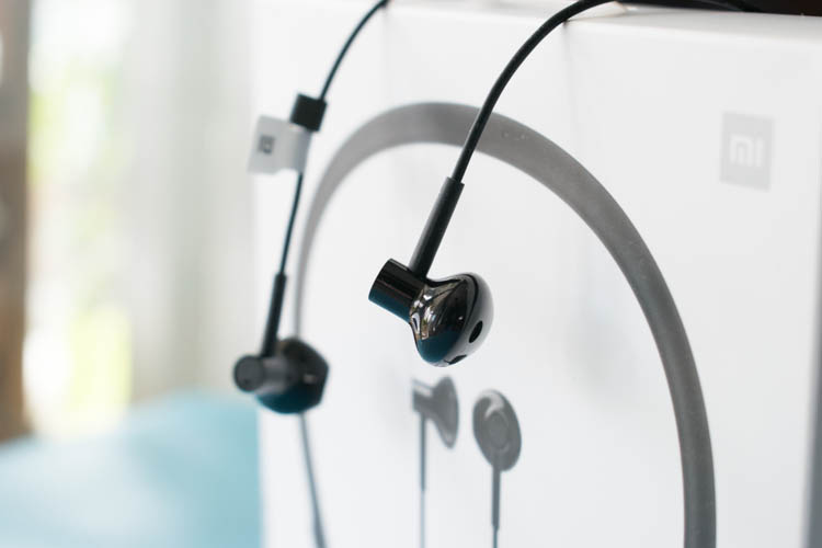 小米青春版耳机如何？是否还是最佳性价比？终于有机会实测了一下