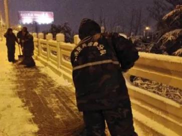 寻城记|这一抹“迷彩色”，帅