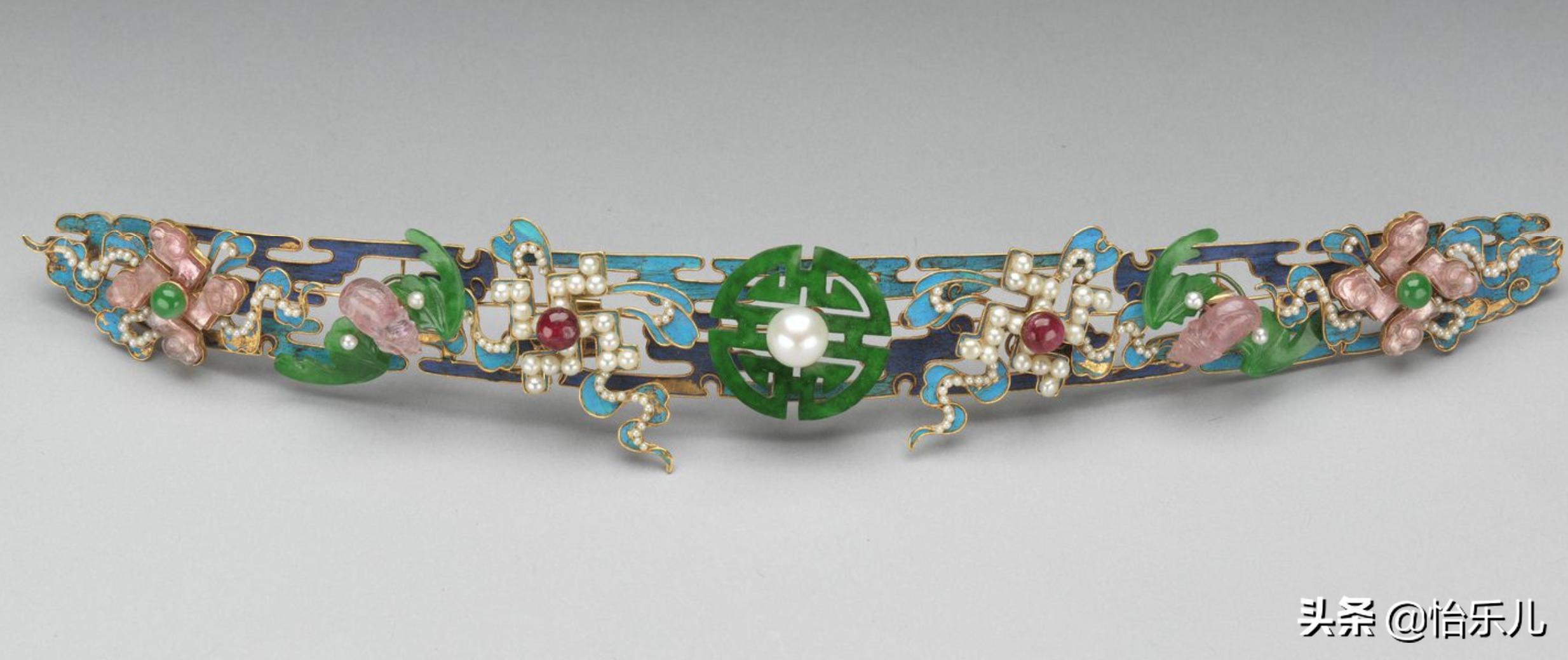 乾隆时期翡翠饰品,乾隆咸鱼翻身