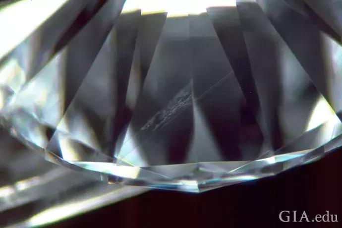 vvs钻石属于什么颜色,莫桑钻石净度等级对照表