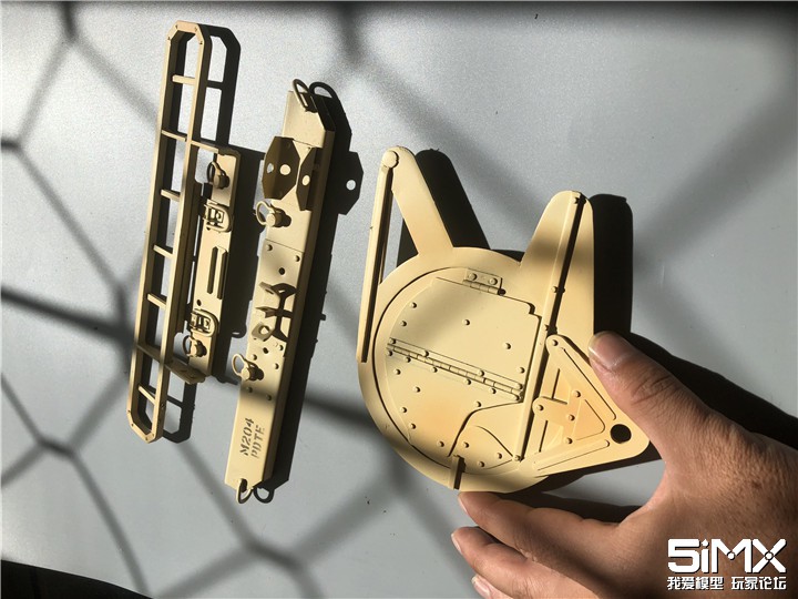 送给我的90046的十一礼物1/10防弹悍马-不服来撞！