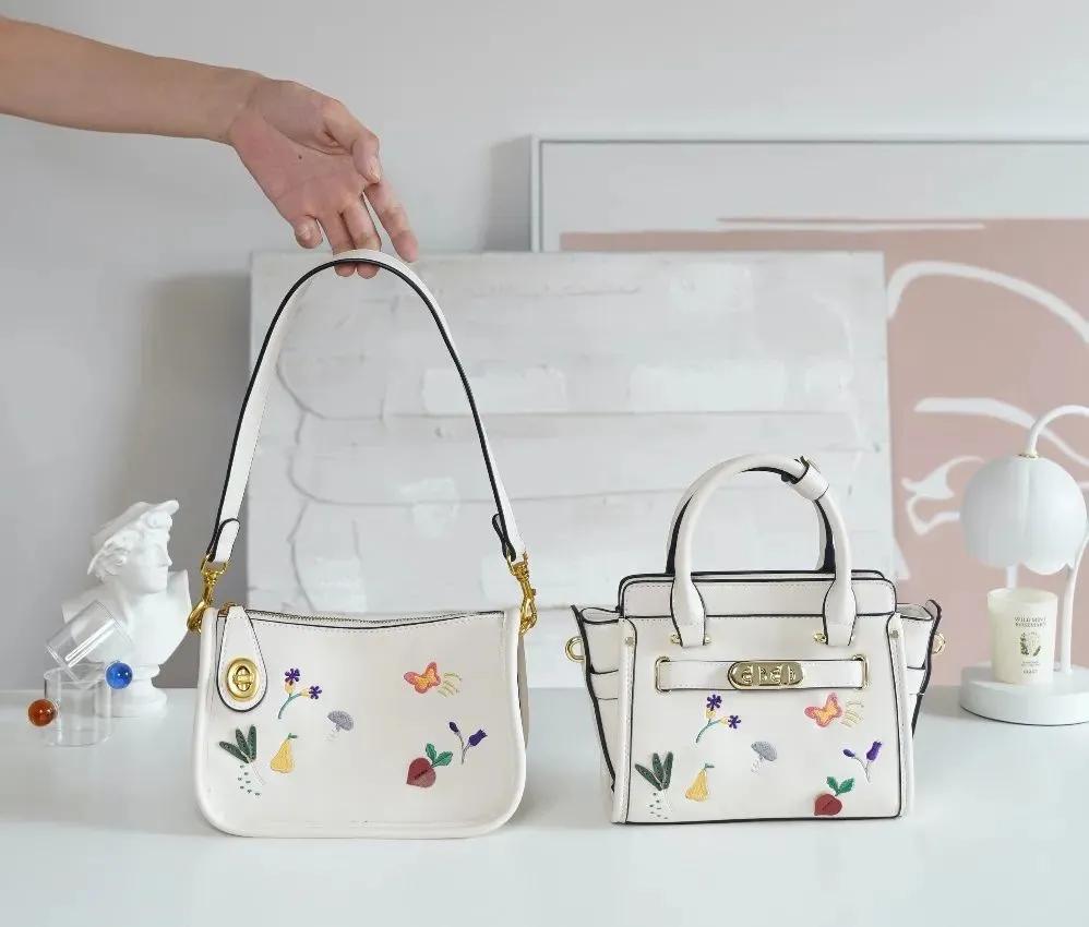 coach和celine哪个高档,coachceline包