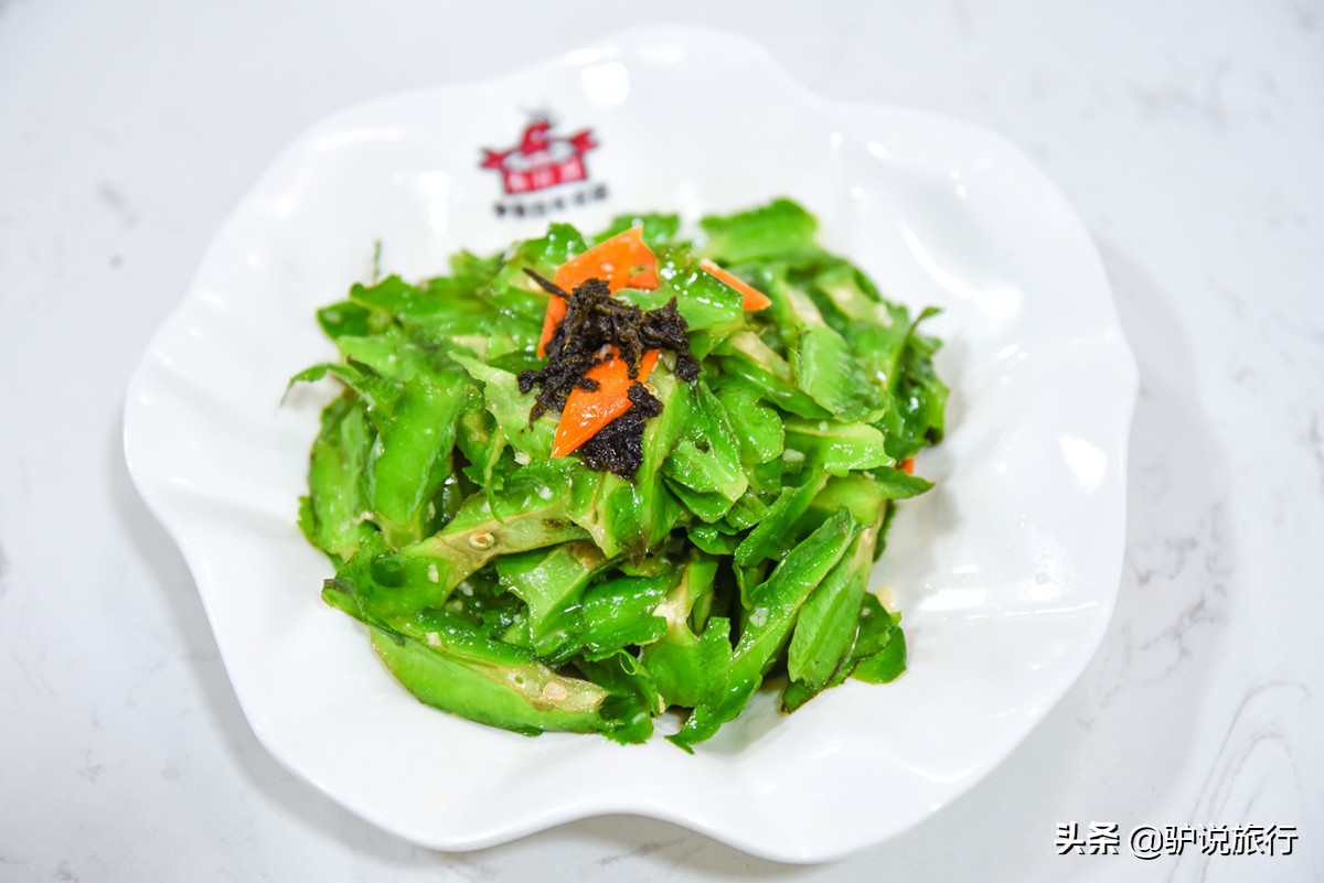 湖北小伙5年跑几十场马拉松，还“跑”出了家三亚Top3海鲜餐厅