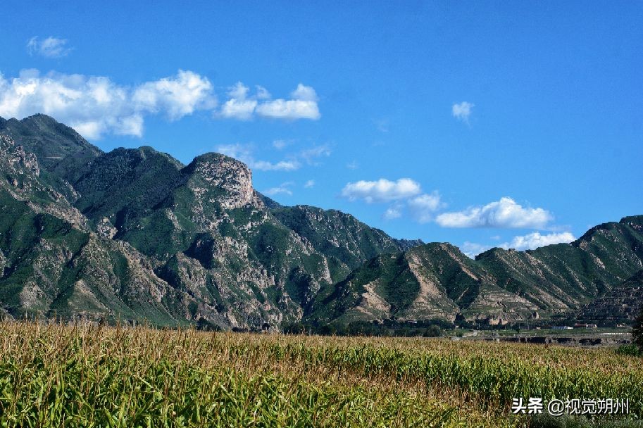 山阴县，胡峪口一代的长城