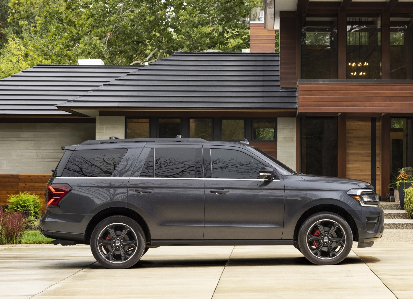 2012款福田萨普征服者皮卡内饰,2024款坦克300征服者白色内饰