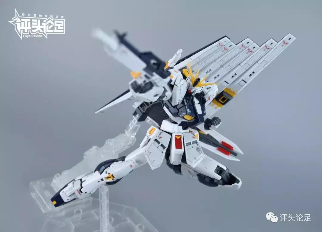 万代rg独角兽高达爆甲拼装教程,rg强袭高达空中战形态拼装过程