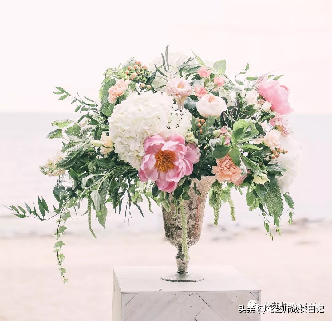 花店常见鲜花搭配,花店每月购花的技巧