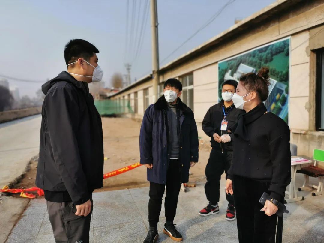 党旗飘扬党建引领疫情防控工作,共青团投身疫情防控