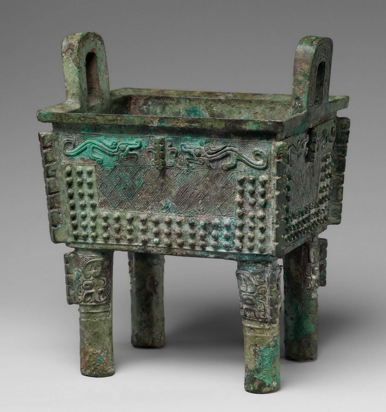 九鼎到底有多重,九鼎有几鼎还存在