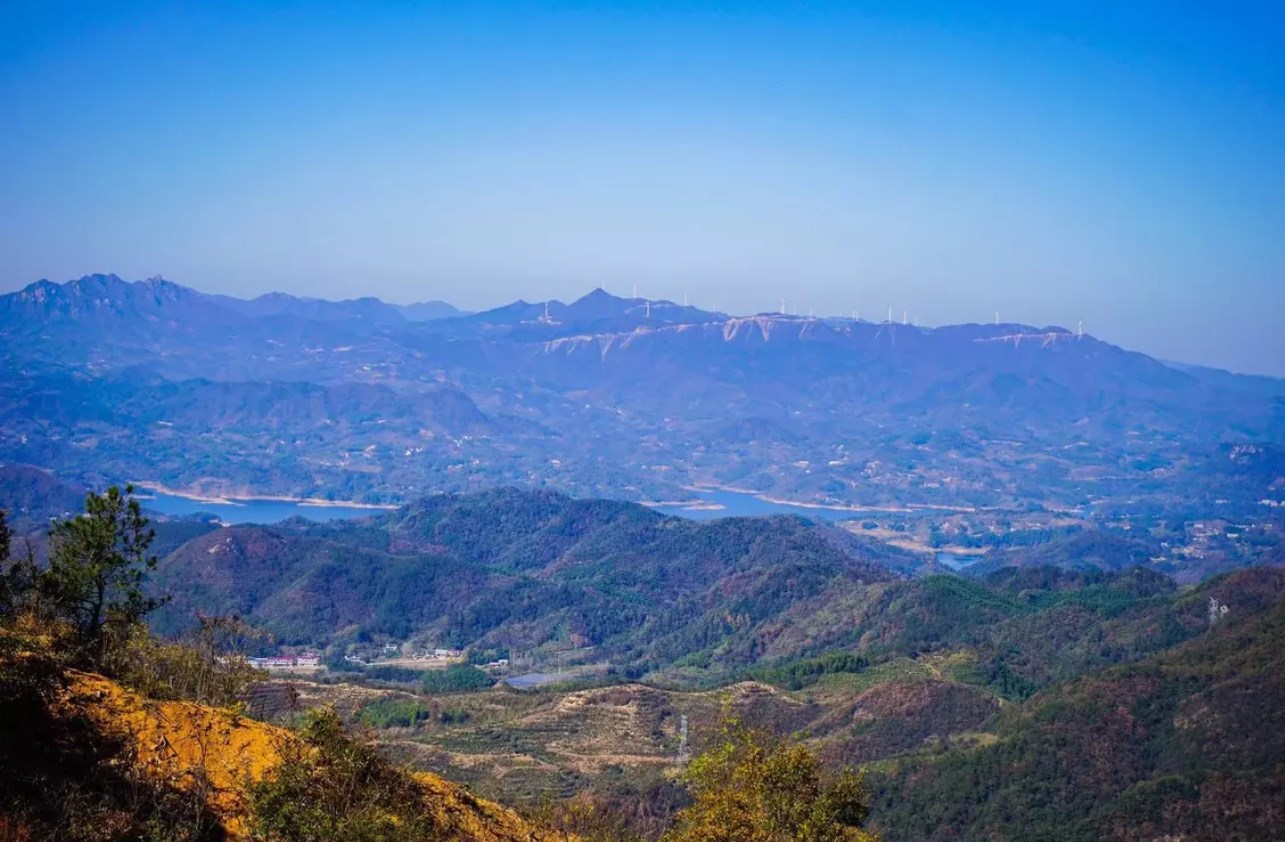 大别山天路值得去吗,自驾一条神奇的天路
