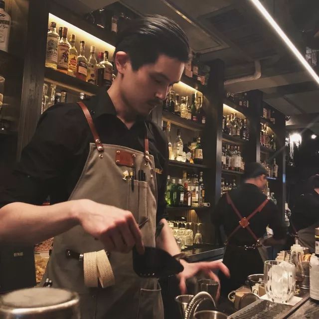 香港旧城中环小店美食