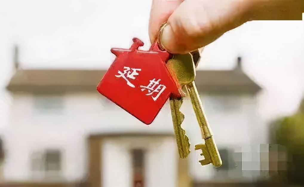 开发商交房了没去拿房有违约金吗,开发商延期交房违约金不付怎么办