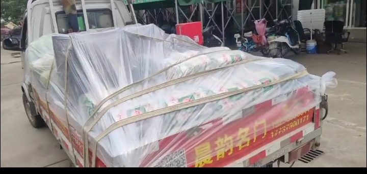 战斗在抗击疫情一线的勇士们,奋战在抗灾救灾一线的红十字人