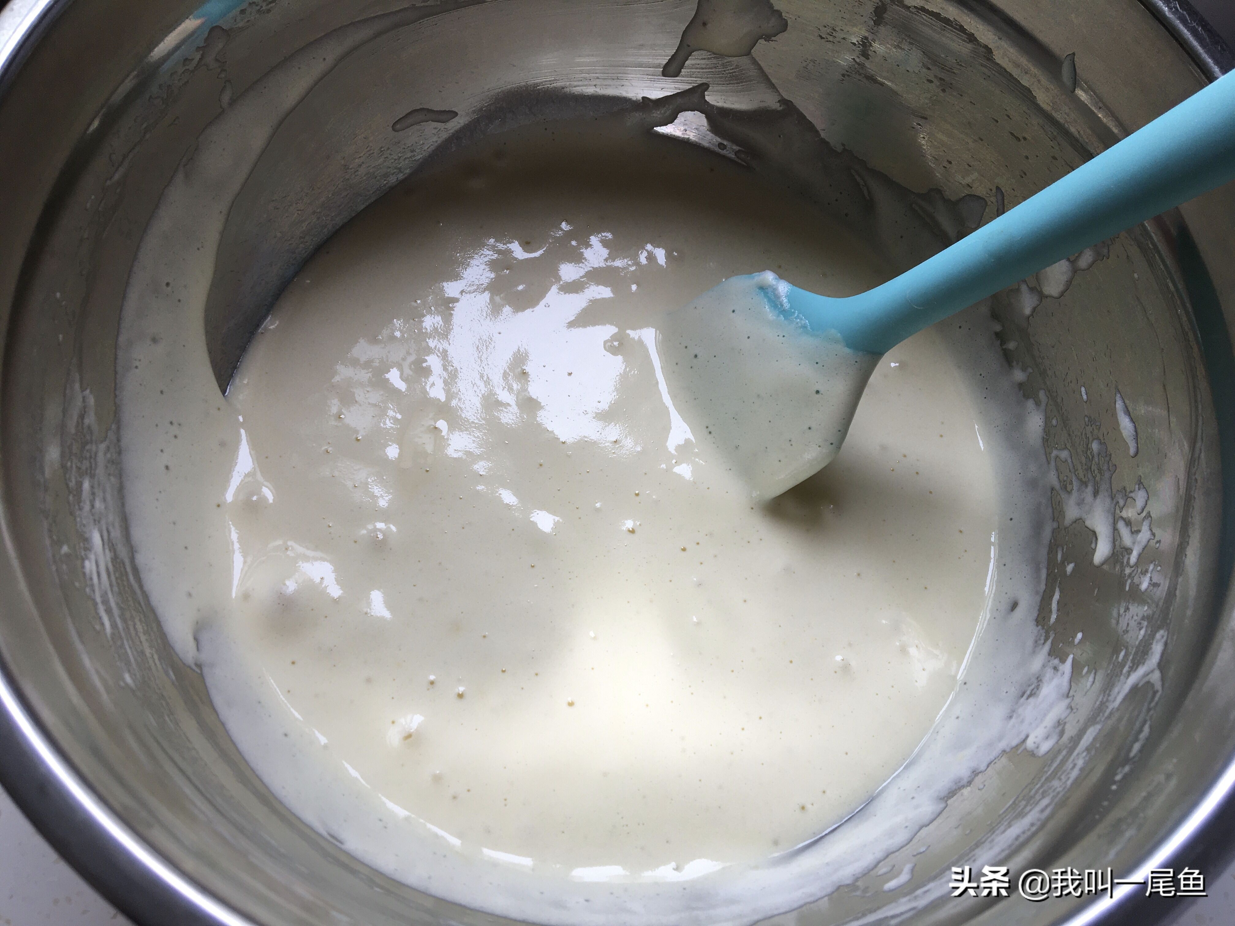 四个鸡蛋做鸡蛋糕的比例,不油炸糯米粉最简单的吃法