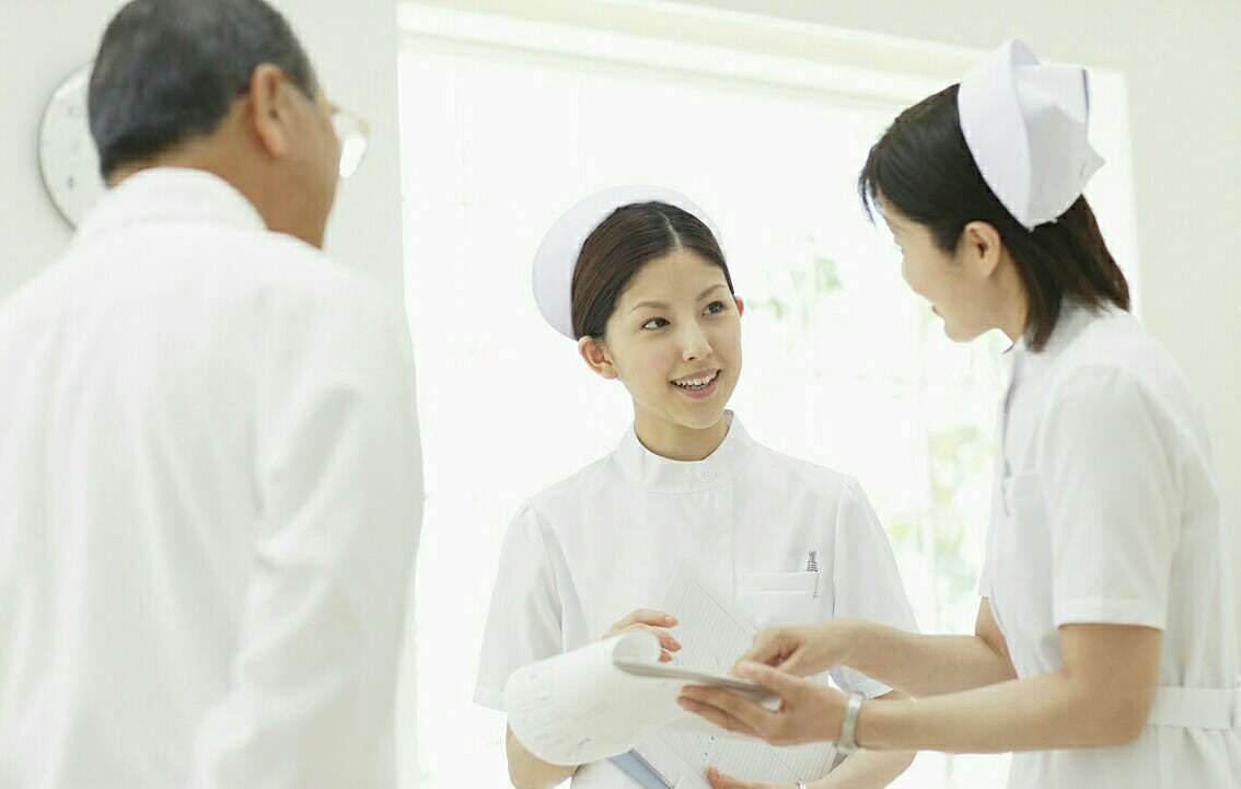 肝癌晚期导致皮肤瘙痒过敏反应,肝癌晚期脚踝瘙痒有红点怎么回事