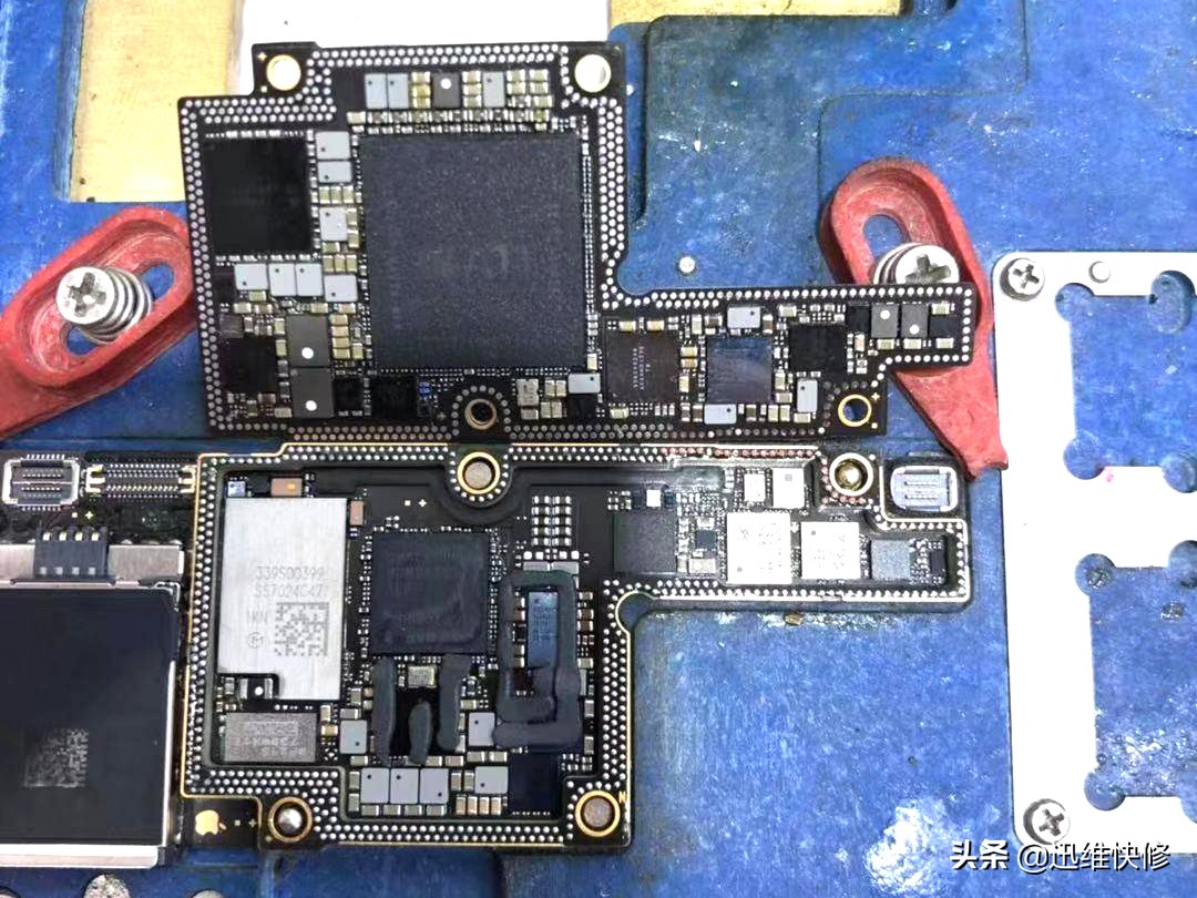 iphonex升级16.3变砖头,苹果x重摔进刷机模式