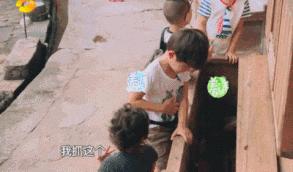 爸爸最可爱一瞬间,家有萌宝kimi和王诗龄太搞笑了