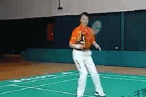 羽毛球飞到身后怎么办,羽毛球对面打低球怎么处理