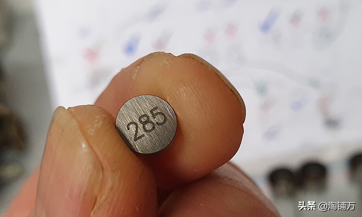 本田摩托车气门间隙怎么调整最佳,如何调整摩托车发动机气门间隙