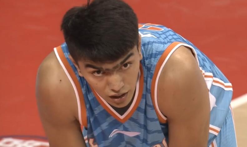 有周琦的新疆队,周琦与易建联首次对决全视频