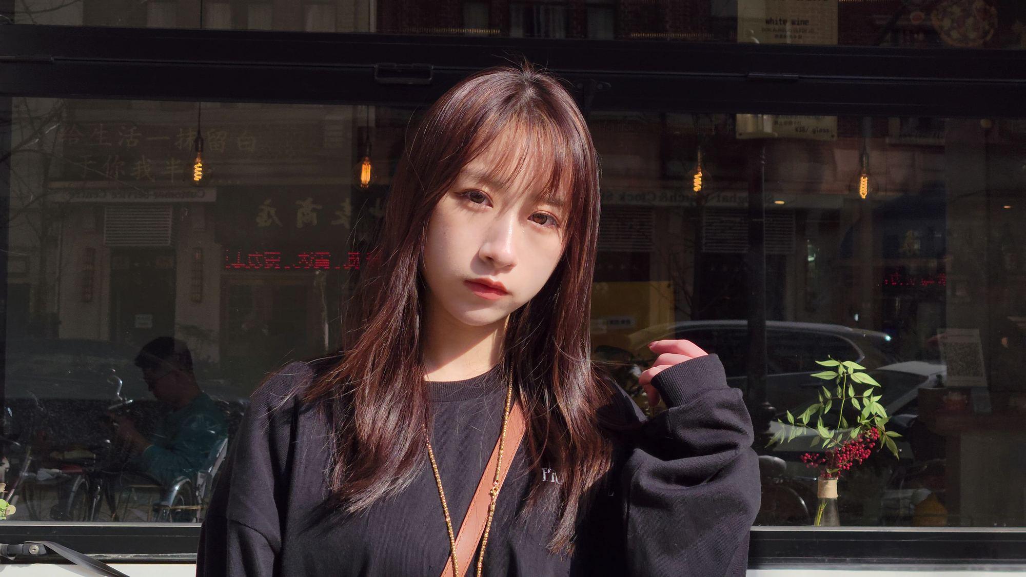 涓夋槦galaxys21ultra璇勬祴瑙嗛,涓夋槦galaxys22缁埅灏忕櫧娴嬭瘎