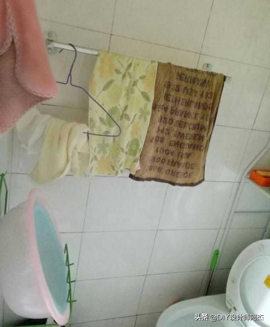 我在上海1500元的出租房，厕所在厨房里，连门都没有，想逃离了