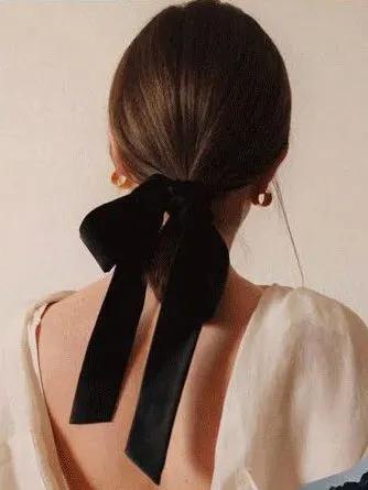 今年流行什么风格的头饰,比较流行百搭的头饰