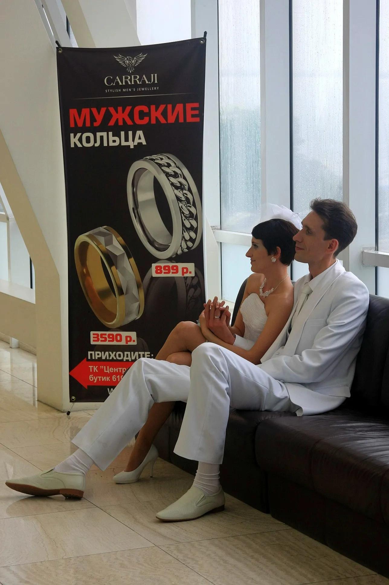 在海参崴,海参崴相亲现场