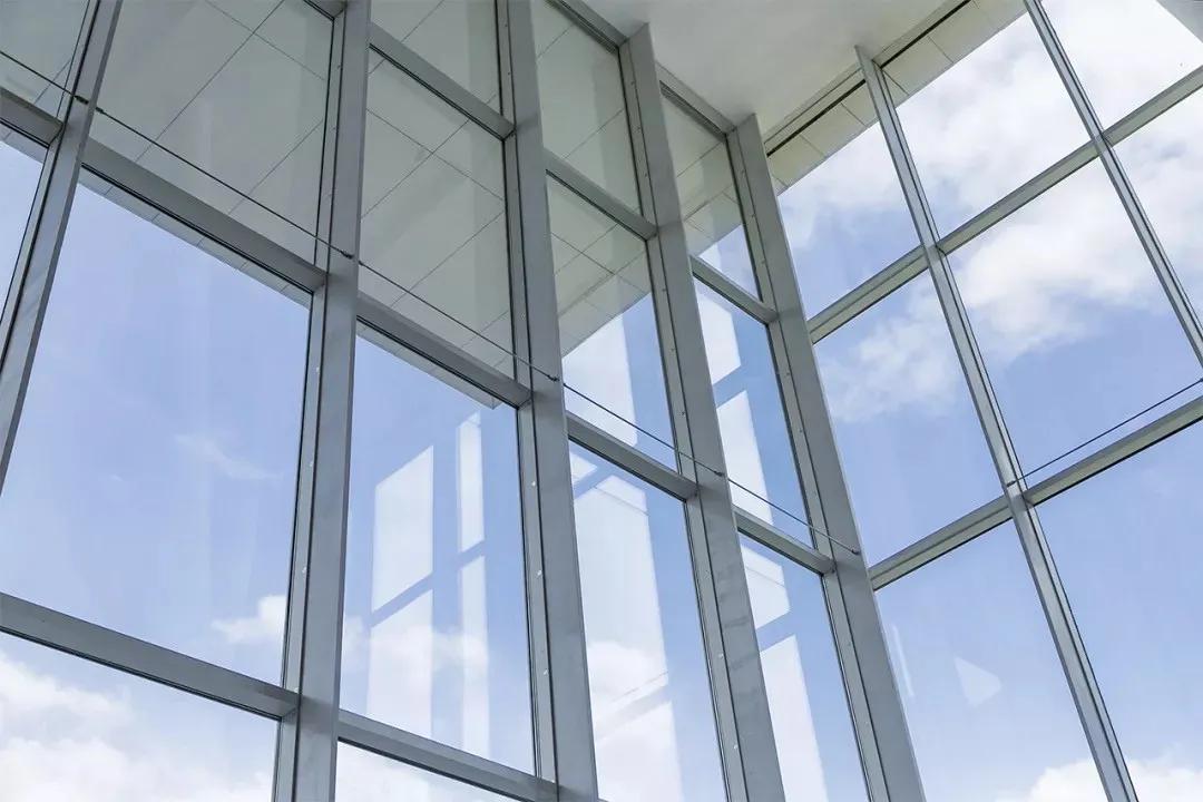 深圳翻身地铁成网红打卡地,深圳网红打卡地点富士康光明小镇