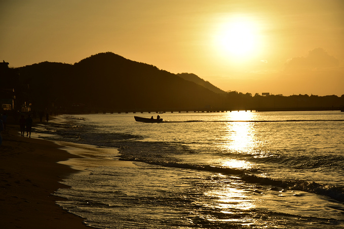 来三亚必吃的海南菜,三亚旅游在哪里吃海南菜