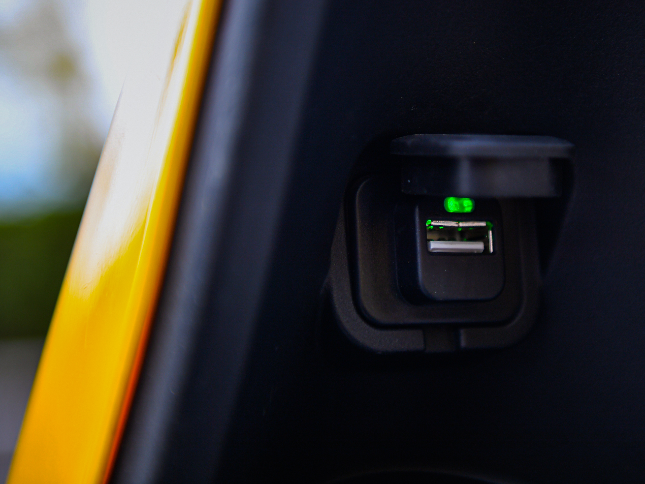 雅迪e2s测评,雅迪电动车b20测评