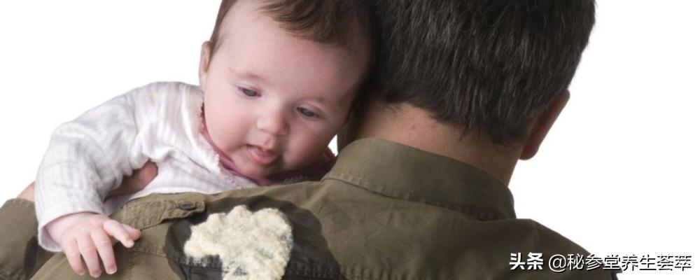 出生七天的宝宝打嗝吐奶怎么缓解,新生儿吐奶后打嗝怎么缓解