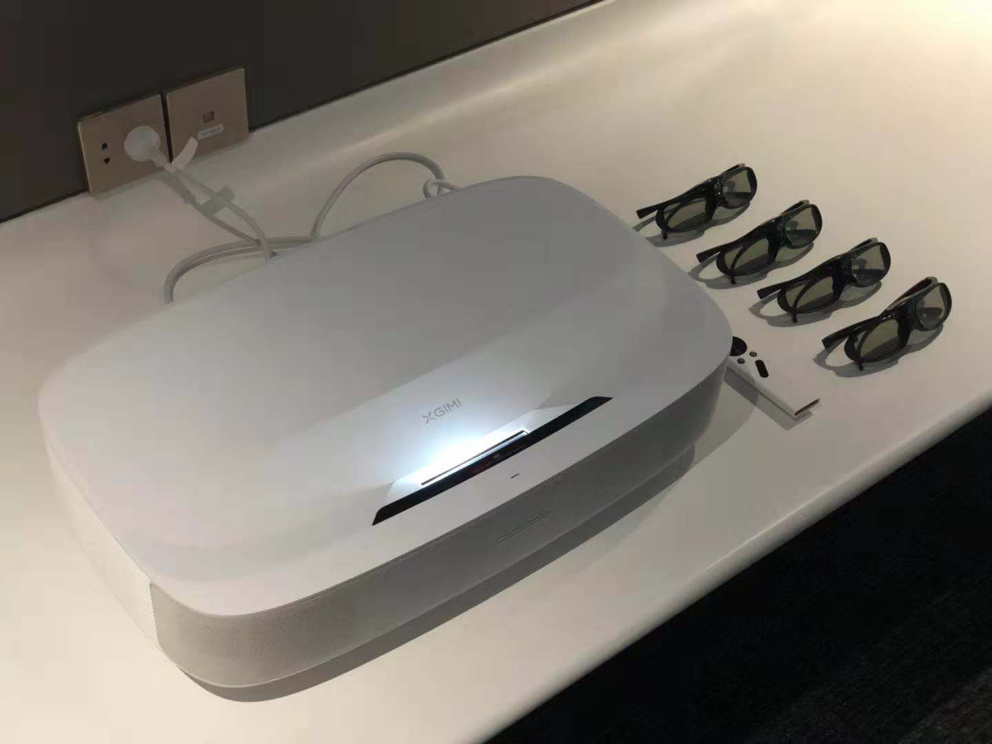 4k激光电视大屏,激光电视多高清