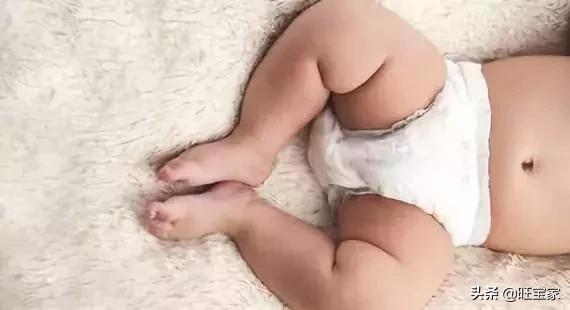 林允儿脸型,林允儿的o型腿