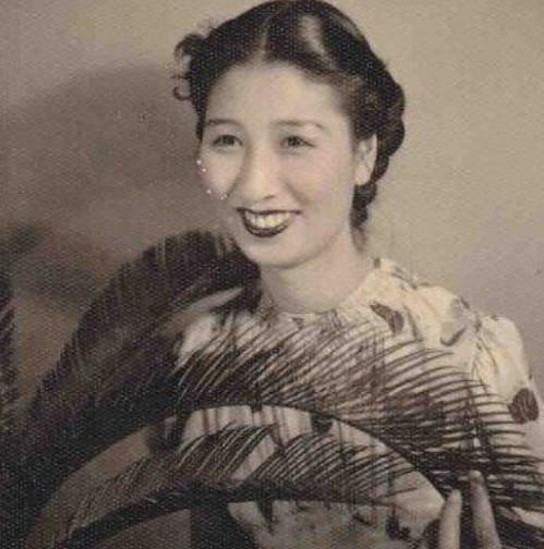 22岁的郑苹如诱杀汉奸被捕，牺牲后为何还深陷桃色新闻漩涡？