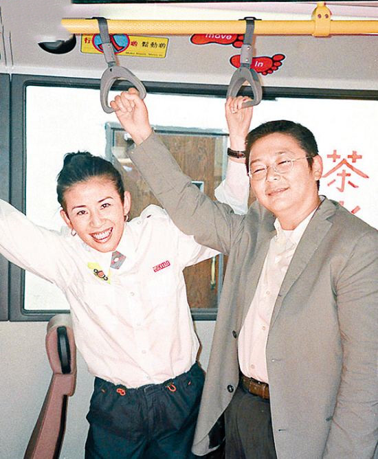 香港俞琤年轻照,香港俞琤年轻的时候