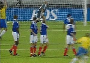 足坛各大巨星退役瞬间,足坛十大老将排名