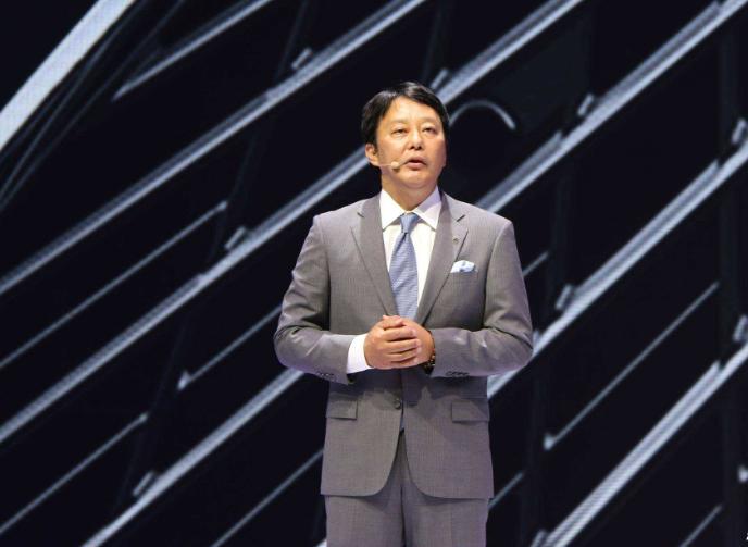 饥饿营销不够，又来个限量销售，雷克萨斯是彻底飘了