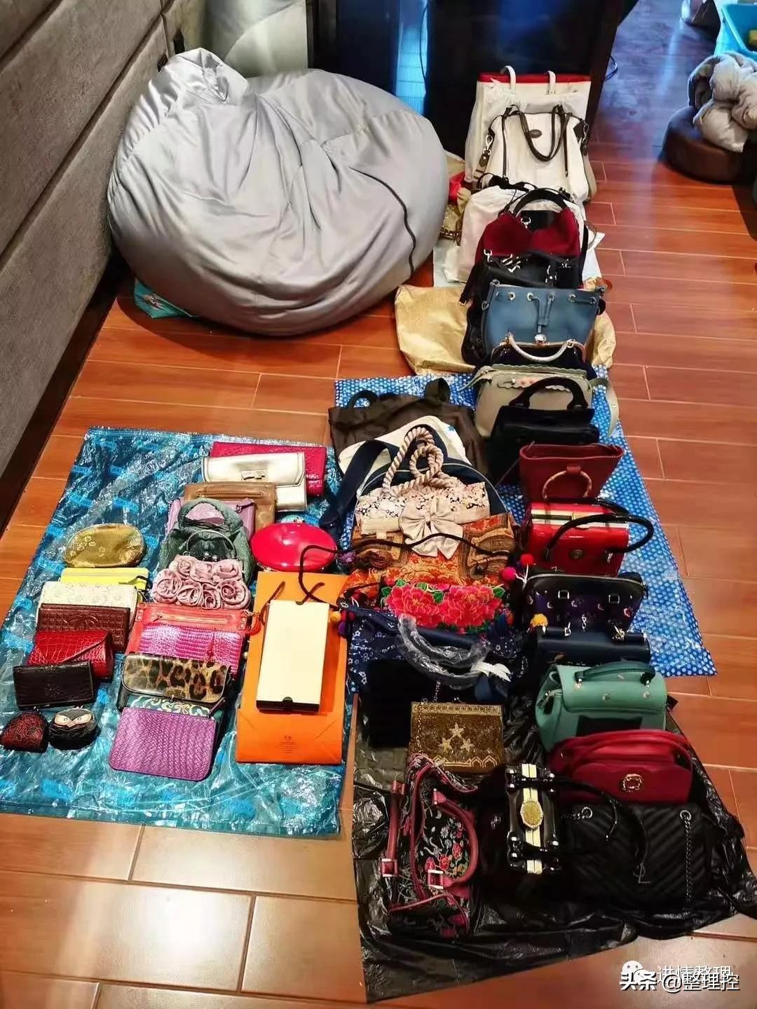 帽子围巾包包收纳方法,带帽子运动衣收纳法