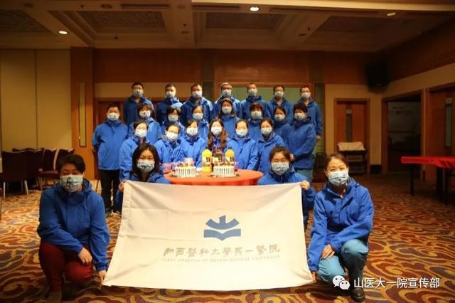 抗疫军队支援湖北,守望相助共抗疫情中国捐赠物资