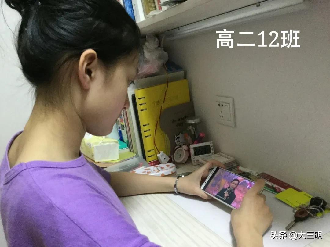 重温红色经典传承革命精神演讲,走进红色课堂传承红色基因广播稿