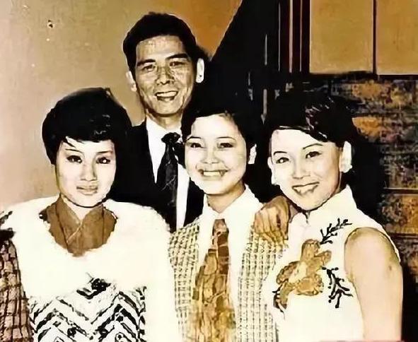 侯佩岑富豪,侯佩岑的婚后