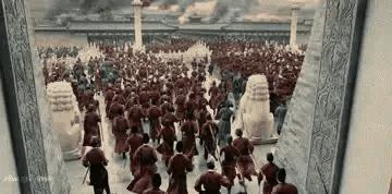 把中间的门店租下来取什么名字好,租下门面不知道取什么名字