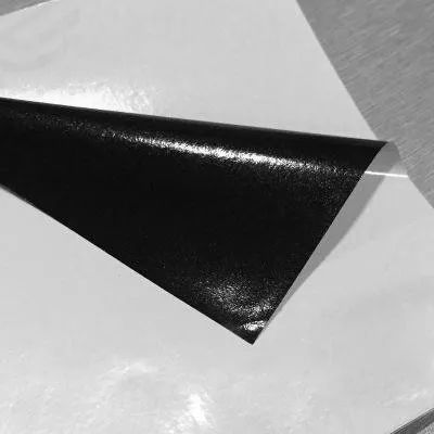 黑胶车贴白胶车贴写真的区别,黑胶车贴比白胶车贴哪个颜色耐用