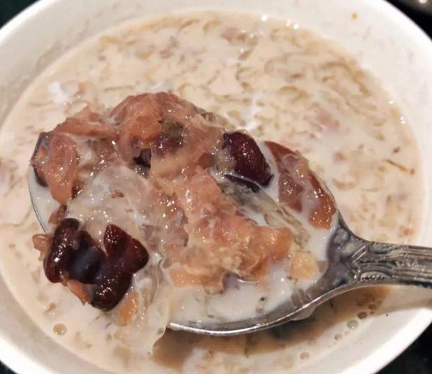 为什么母乳白天清澈晚上浓稠,母乳怎么才能浓稠