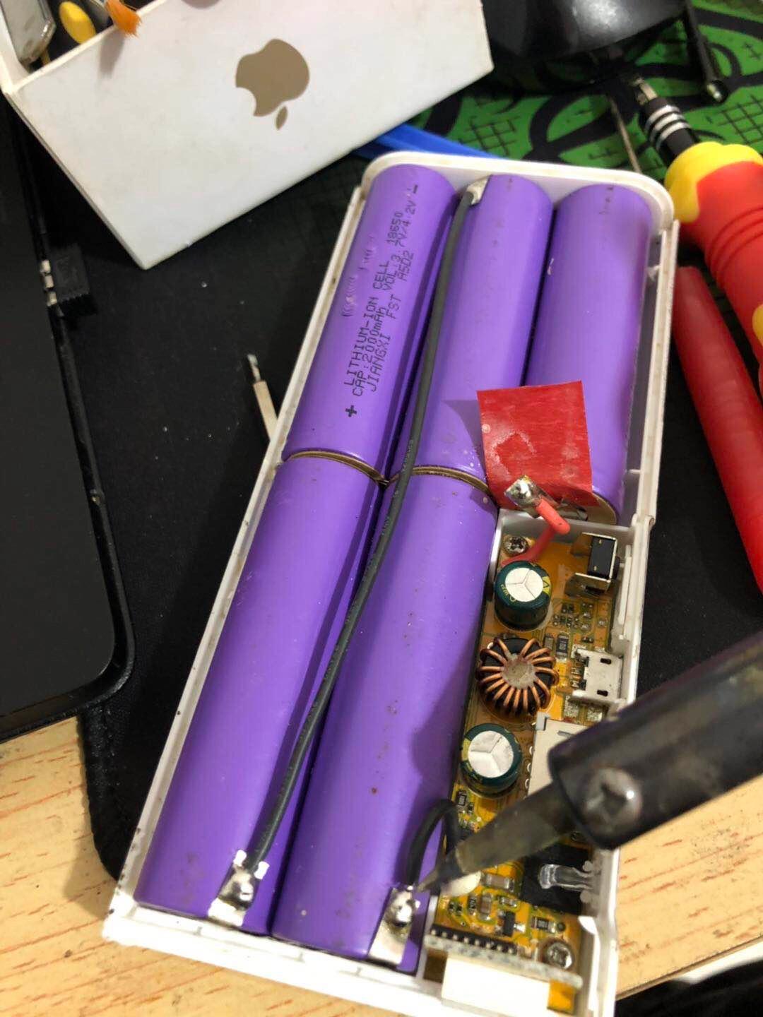 如何更换品胜备电充电宝电池,品胜和羽博充电宝检测拆解视频