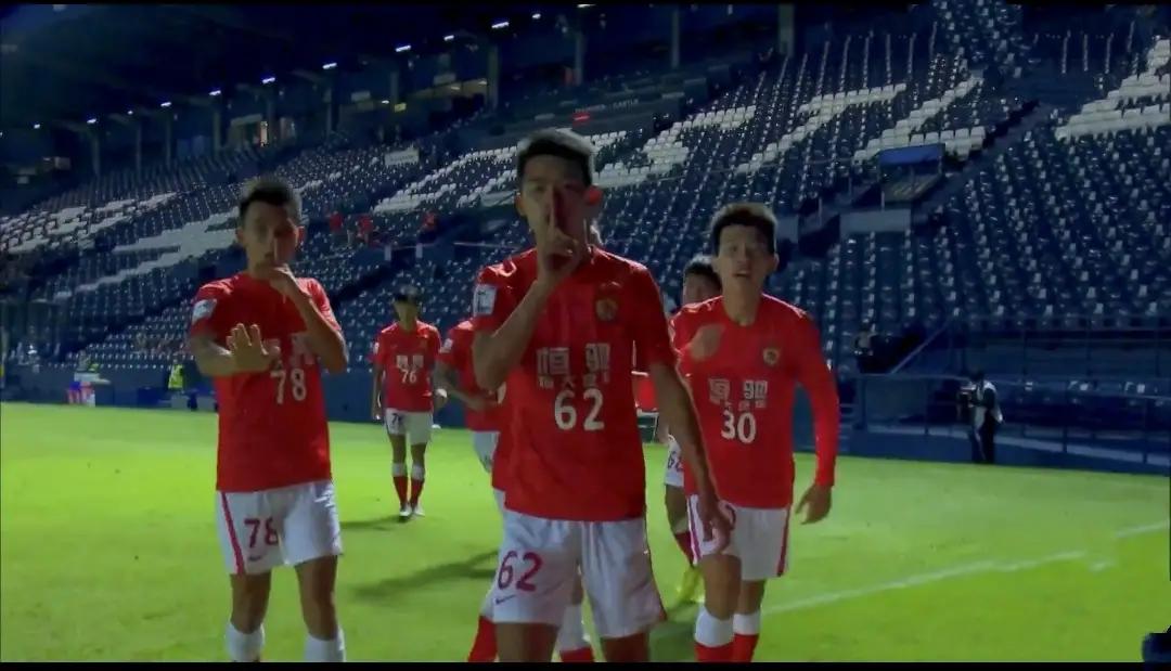 亚冠最新积分榜：广州5球负泰港，吞6连败，杰志爆冷逼平大阪樱花