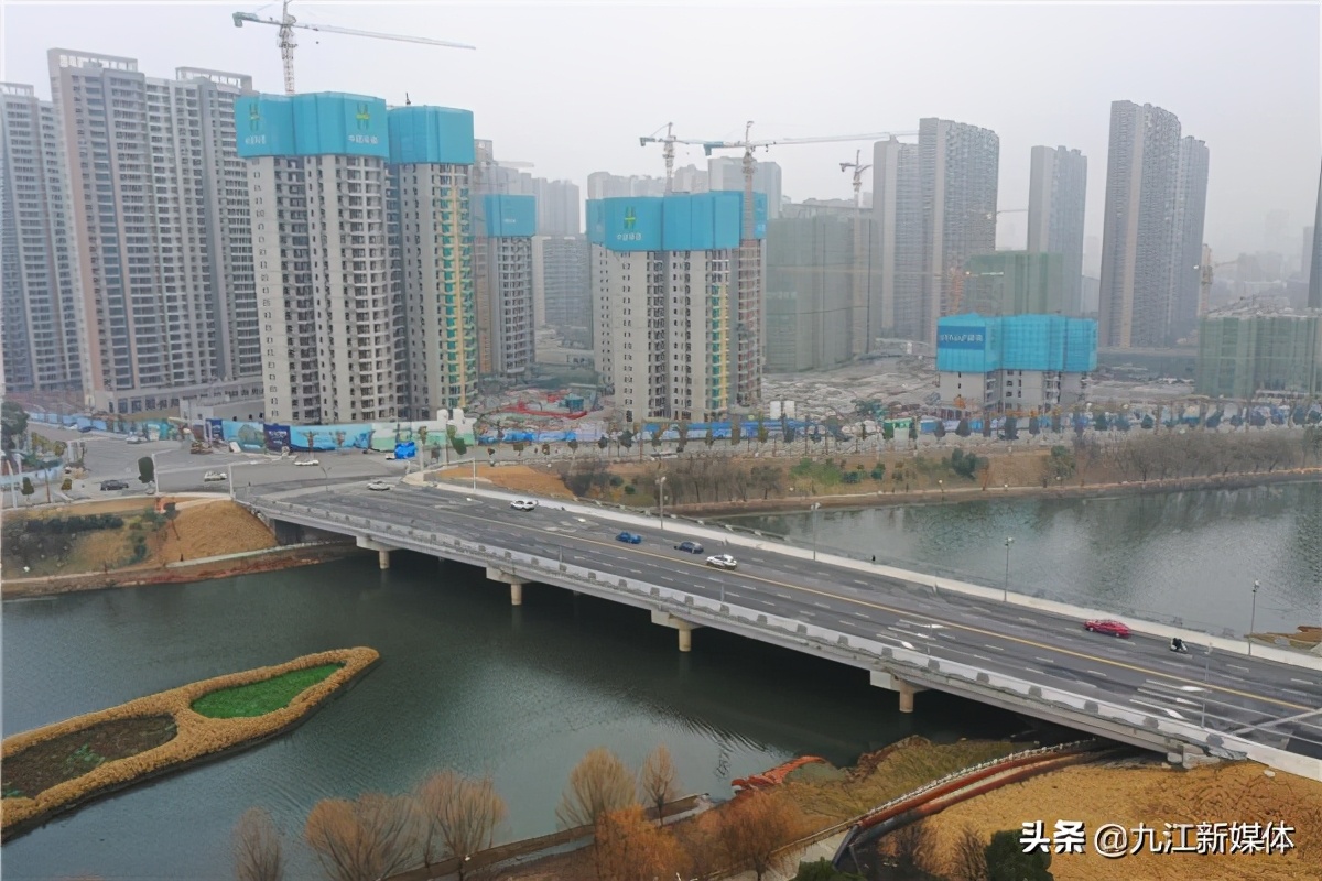 一桥连接两种生活，联泰·万泰城：把悠闲惬意与城市便捷都给你