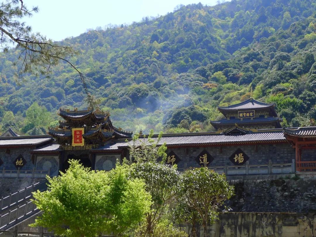 西昌冕宁酒店,冕宁灵山西康温泉酒店